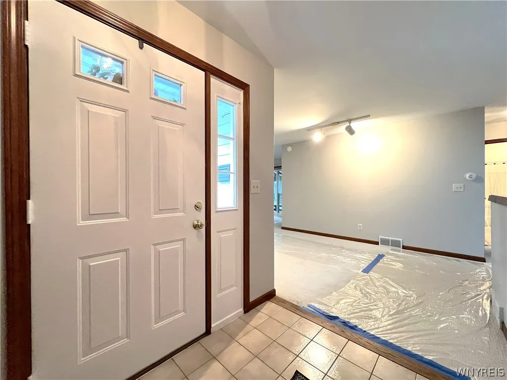 5861 Goodrich Road 7c, Clarence, New York 14032, Clarence, New York 14032, 2 Bedrooms Bedrooms, 5 Rooms Rooms,2 BathroomsBathrooms,Residential,Closed,5861 Goodrich Road 7c, Clarence, New York 14032,0,B1552552