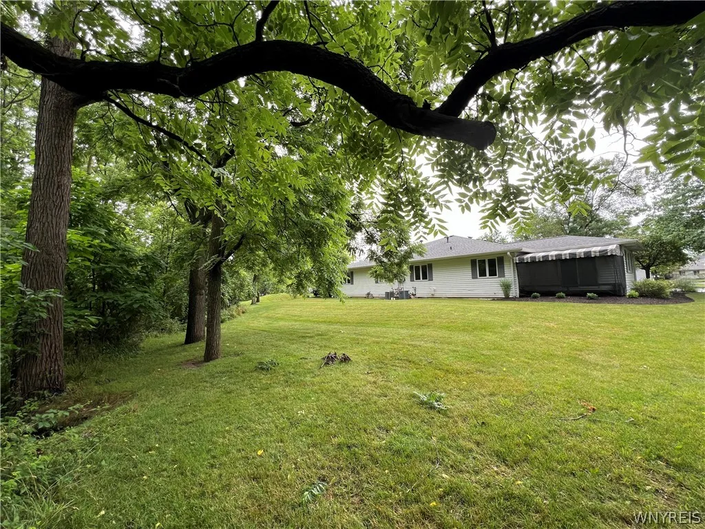 5861 Goodrich Road 7c, Clarence, New York 14032, Clarence, New York 14032, 2 Bedrooms Bedrooms, 5 Rooms Rooms,2 BathroomsBathrooms,Residential,Closed,5861 Goodrich Road 7c, Clarence, New York 14032,0,B1552552