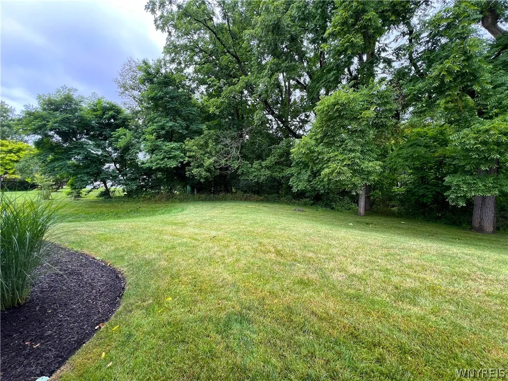 5861 Goodrich Road 7c, Clarence, New York 14032, Clarence, New York 14032, 2 Bedrooms Bedrooms, 5 Rooms Rooms,2 BathroomsBathrooms,Residential,Closed,5861 Goodrich Road 7c, Clarence, New York 14032,0,B1552552