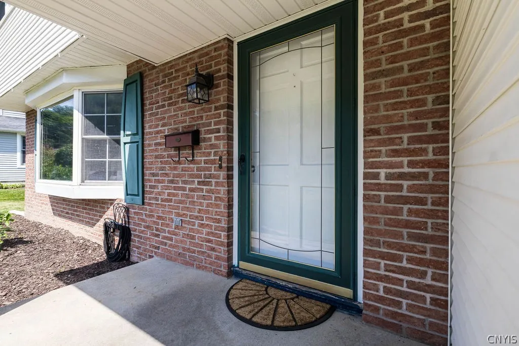 112 Crabapple Lane, Geddes, New York 13219, Geddes, New York 13219, 4 Bedrooms Bedrooms, 9 Rooms Rooms,2 BathroomsBathrooms,Residential,Closed,112 Crabapple Lane, Geddes, New York 13219,0,S1550582