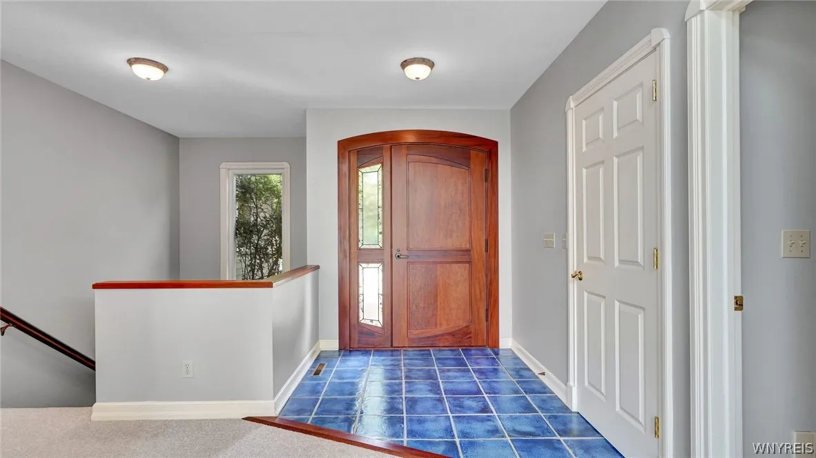 28 Highland Drive, Aurora, New York 14052, Aurora, New York 14052, 5 Bedrooms Bedrooms, 10 Rooms Rooms,3 BathroomsBathrooms,Residential,Closed,28 Highland Drive, Aurora, New York 14052,0,B1552266