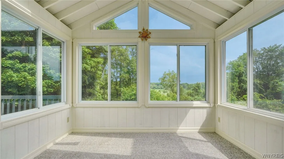 28 Highland Drive, Aurora, New York 14052, Aurora, New York 14052, 5 Bedrooms Bedrooms, 10 Rooms Rooms,3 BathroomsBathrooms,Residential,Closed,28 Highland Drive, Aurora, New York 14052,0,B1552266