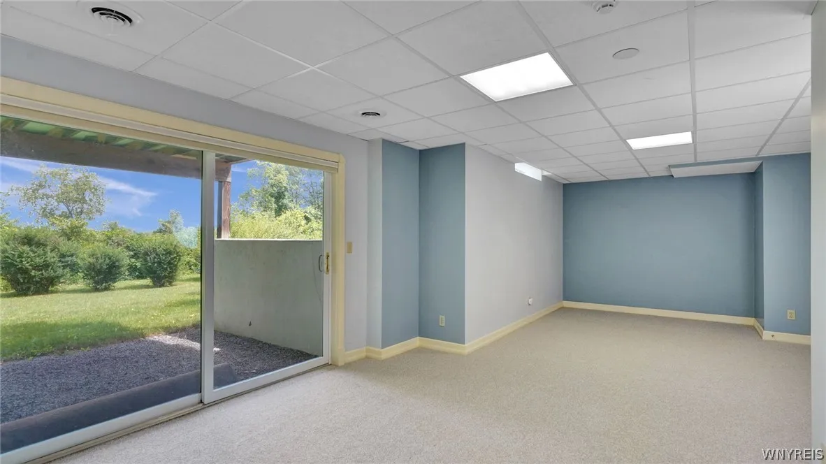 28 Highland Drive, Aurora, New York 14052, Aurora, New York 14052, 5 Bedrooms Bedrooms, 10 Rooms Rooms,3 BathroomsBathrooms,Residential,Closed,28 Highland Drive, Aurora, New York 14052,0,B1552266