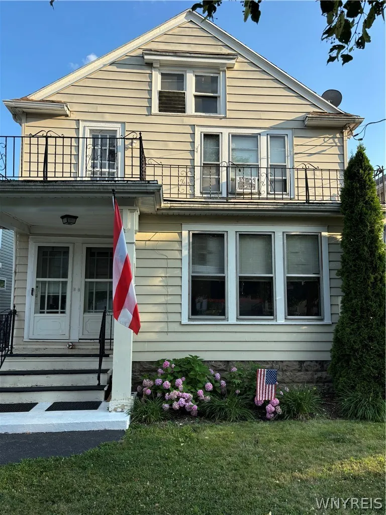 145 Whitehall Avenue, Buffalo, New York 14220, Buffalo, New York 14220, 5 Bedrooms Bedrooms, ,2 BathroomsBathrooms,Residential,Closed,145 Whitehall Avenue, Buffalo, New York 14220,0,B1552542
