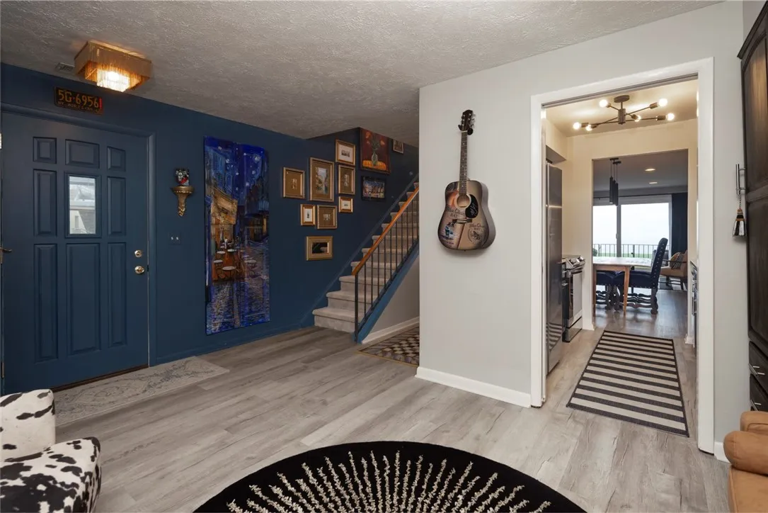 318 Bay Village Drive, Irondequoit, New York 14609, Irondequoit, New York 14609, 2 Bedrooms Bedrooms, 5 Rooms Rooms,2 BathroomsBathrooms,Residential,Closed,318 Bay Village Drive, Irondequoit, New York 14609,0,R1553036