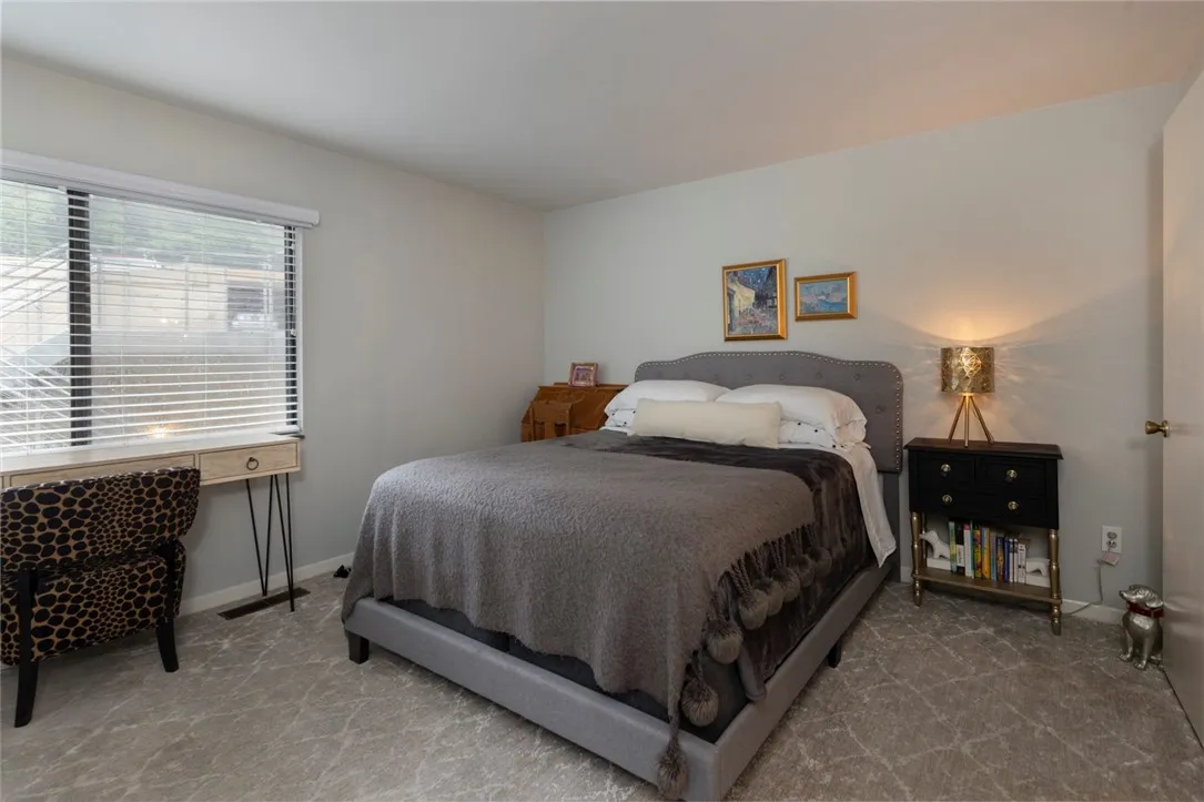 318 Bay Village Drive, Irondequoit, New York 14609, Irondequoit, New York 14609, 2 Bedrooms Bedrooms, 5 Rooms Rooms,2 BathroomsBathrooms,Residential,Closed,318 Bay Village Drive, Irondequoit, New York 14609,0,R1553036