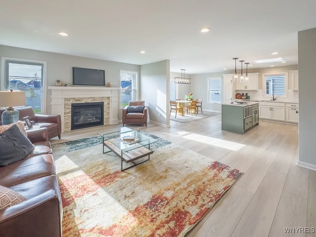 207 Rachel Vincent Way, Buffalo, New York 14216, Buffalo, New York 14216, 3 Bedrooms Bedrooms, 7 Rooms Rooms,2 BathroomsBathrooms,Residential,Closed,207 Rachel Vincent Way, Buffalo, New York 14216,0,B1553560