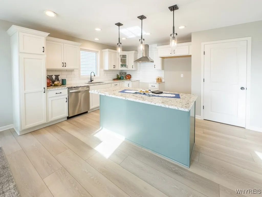 207 Rachel Vincent Way, Buffalo, New York 14216, Buffalo, New York 14216, 3 Bedrooms Bedrooms, 7 Rooms Rooms,2 BathroomsBathrooms,Residential,Closed,207 Rachel Vincent Way, Buffalo, New York 14216,0,B1553560