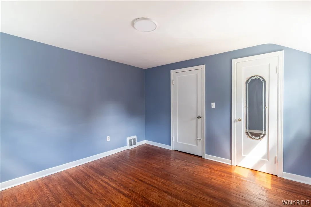 123 Kelvin Drive, Tonawanda-town, New York 14223, Tonawanda, New York 14223, 4 Bedrooms Bedrooms, 7 Rooms Rooms,2 BathroomsBathrooms,Residential,Closed,123 Kelvin Drive, Tonawanda-town, New York 14223,0,B1553705
