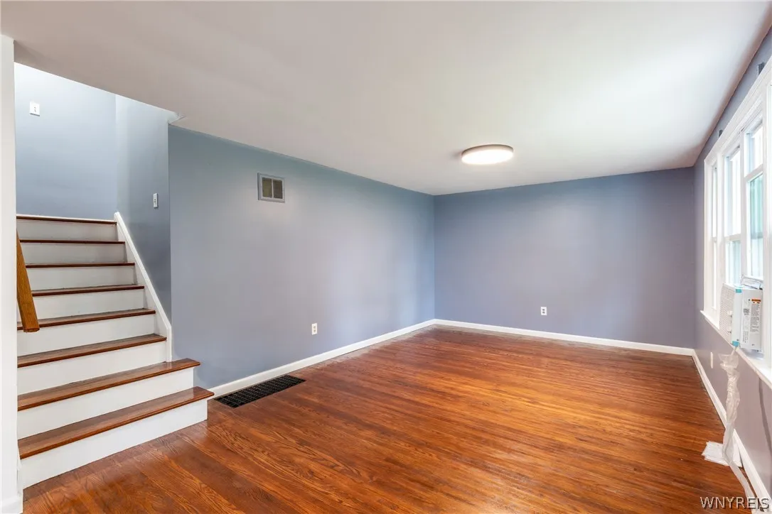 123 Kelvin Drive, Tonawanda-town, New York 14223, Tonawanda, New York 14223, 4 Bedrooms Bedrooms, 7 Rooms Rooms,2 BathroomsBathrooms,Residential,Closed,123 Kelvin Drive, Tonawanda-town, New York 14223,0,B1553705