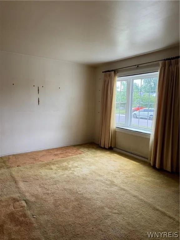 244 Desmond Drive, Tonawanda-town, New York 14150, Tonawanda, New York 14150, 4 Bedrooms Bedrooms, ,2 BathroomsBathrooms,Residential,Closed,244 Desmond Drive, Tonawanda-town, New York 14150,0,B1553862