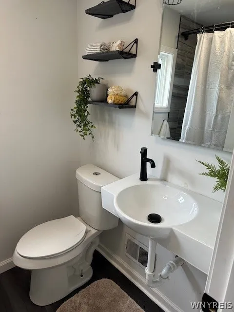81 Dalton Drive, Tonawanda-town, New York 14223, Tonawanda, New York 14223, 3 Bedrooms Bedrooms, 10 Rooms Rooms,1 BathroomBathrooms,Residential,Closed,81 Dalton Drive, Tonawanda-town, New York 14223,0,B1553923