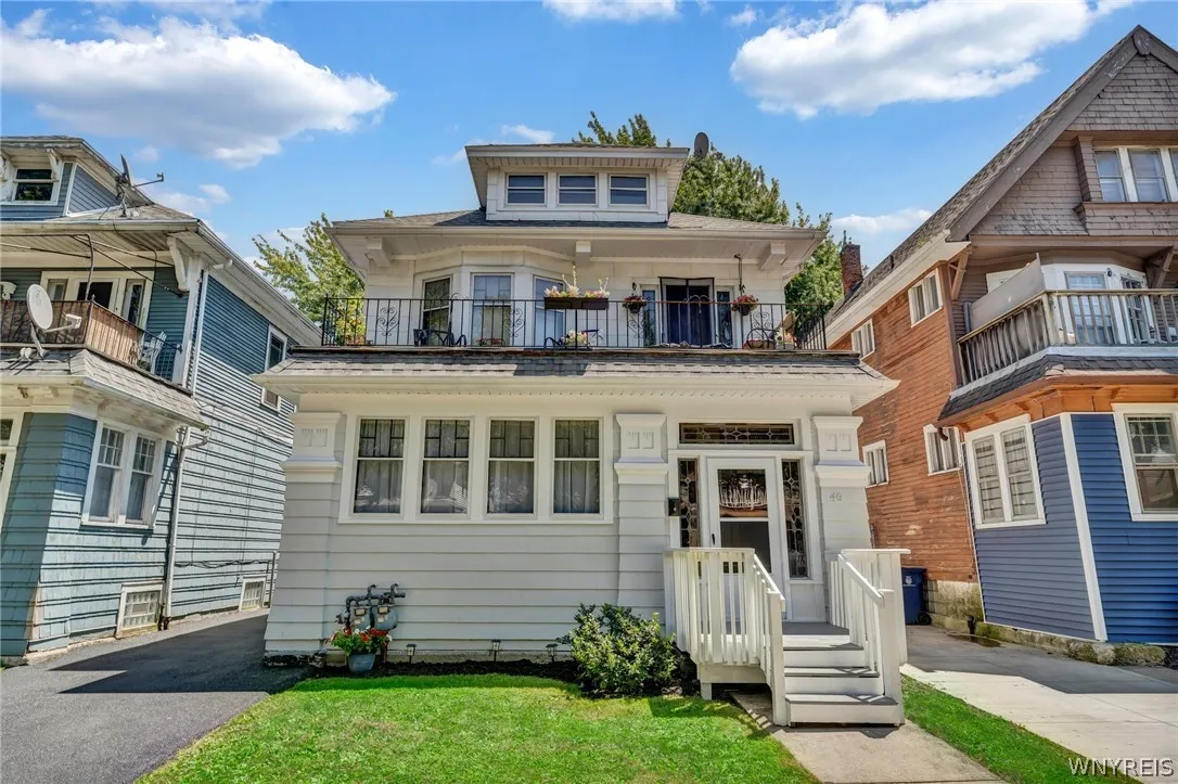 49 Stevenson Street, Buffalo, New York 14220, Buffalo, New York 14220, 6 Bedrooms Bedrooms, ,2 BathroomsBathrooms,Residential,Closed,49 Stevenson Street, Buffalo, New York 14220,0,B1553774