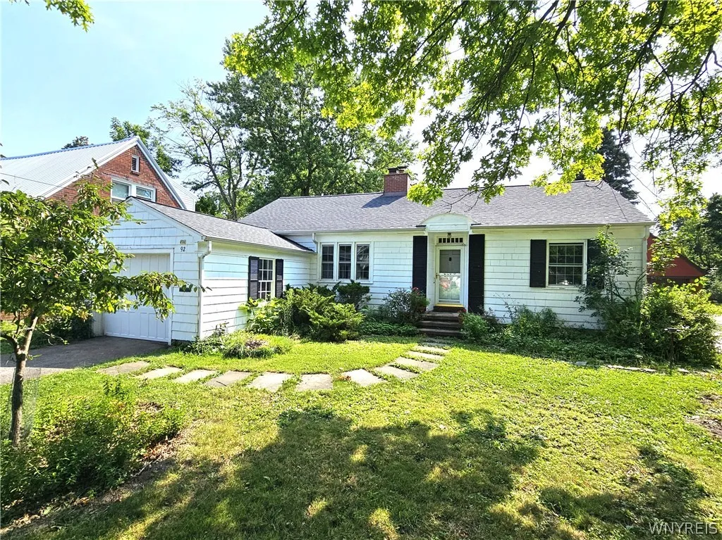 92 Linwood Ave, Amherst, New York 14221, Amherst, New York 14221, 2 Bedrooms Bedrooms, 6 Rooms Rooms,1 BathroomBathrooms,Residential,Closed,92 Linwood Ave, Amherst, New York 14221,0,B1553959