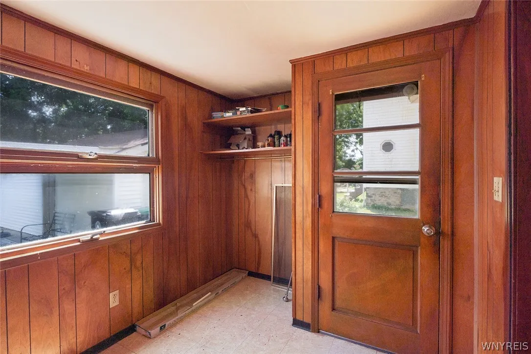 mud room back door entrance