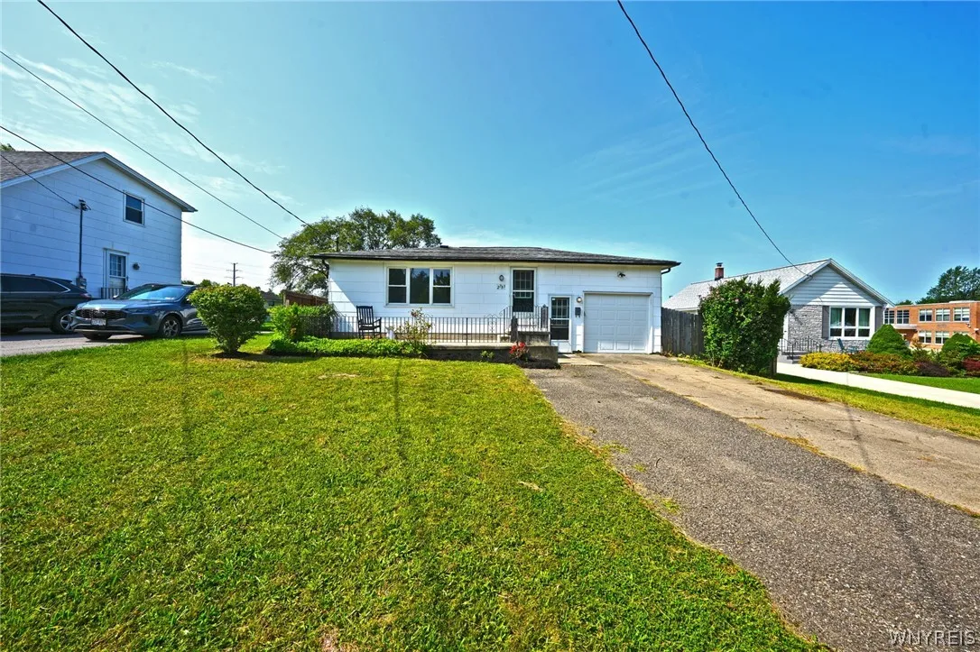 2783 Cloverbank Road, Hamburg, New York 14075, Hamburg, New York 14075, 3 Bedrooms Bedrooms, 5 Rooms Rooms,1 BathroomBathrooms,Residential,Closed,2783 Cloverbank Road, Hamburg, New York 14075,0,B1552960