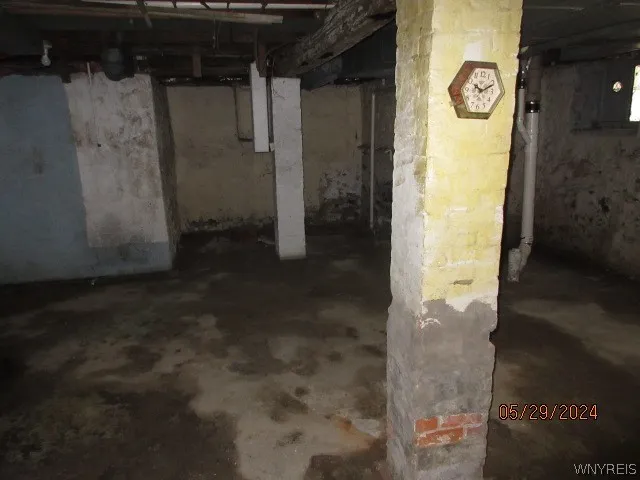 818 West Avenue, Buffalo, New York 14213, Buffalo, New York 14213, 5 Bedrooms Bedrooms, ,2 BathroomsBathrooms,Residential,Closed,818 West Avenue, Buffalo, New York 14213,0,B1554285
