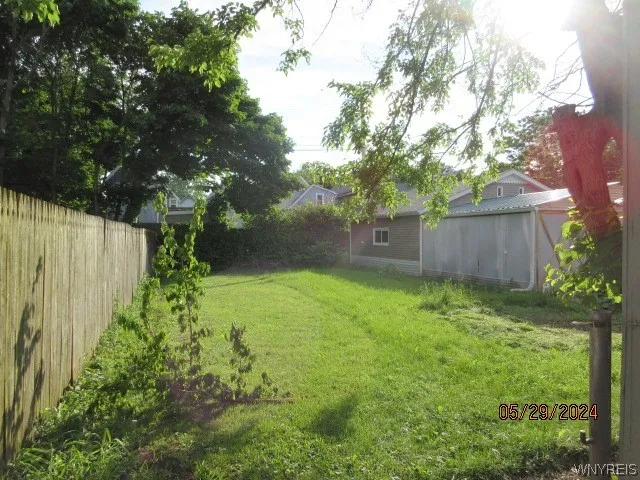 818 West Avenue, Buffalo, New York 14213, Buffalo, New York 14213, 5 Bedrooms Bedrooms, ,2 BathroomsBathrooms,Residential,Closed,818 West Avenue, Buffalo, New York 14213,0,B1554285