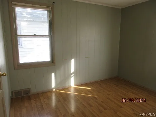 818 West Avenue, Buffalo, New York 14213, Buffalo, New York 14213, 5 Bedrooms Bedrooms, ,2 BathroomsBathrooms,Residential,Closed,818 West Avenue, Buffalo, New York 14213,0,B1554285