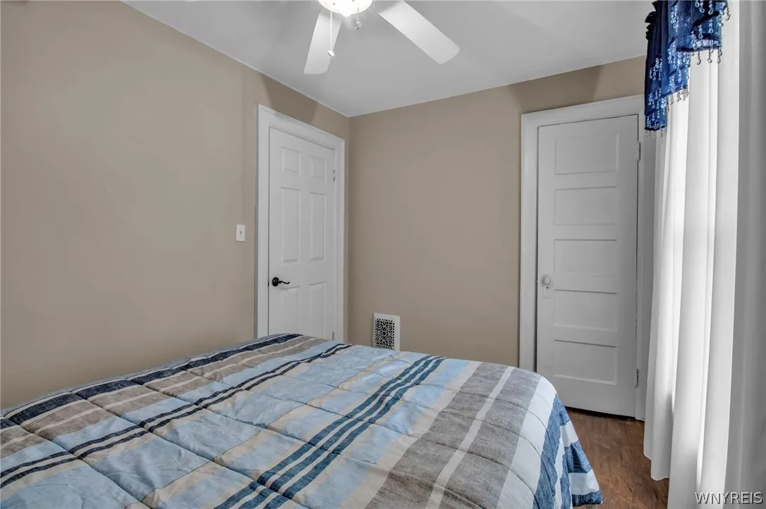 40 Edson Street, Buffalo, New York 14210, Buffalo, New York 14210, 4 Bedrooms Bedrooms, 9 Rooms Rooms,1 BathroomBathrooms,Residential,Closed,40 Edson Street, Buffalo, New York 14210,0,B1548825