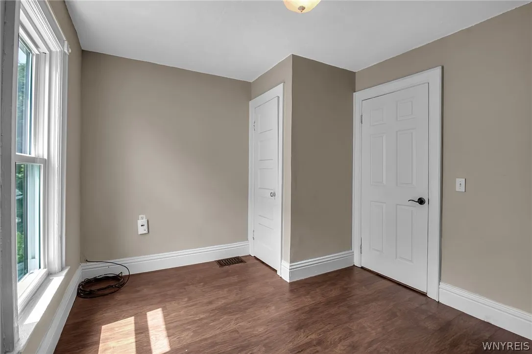 40 Edson Street, Buffalo, New York 14210, Buffalo, New York 14210, 4 Bedrooms Bedrooms, 9 Rooms Rooms,1 BathroomBathrooms,Residential,Closed,40 Edson Street, Buffalo, New York 14210,0,B1548825
