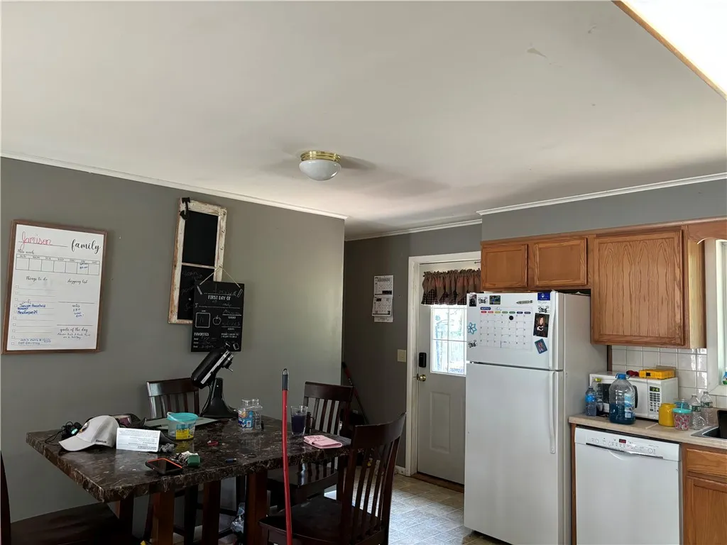 19 Fairview Avenue, Amity, New York 14813, Amity, New York 14813, 4 Bedrooms Bedrooms, 6 Rooms Rooms,2 BathroomsBathrooms,Residential,Closed,19 Fairview Avenue, Amity, New York 14813,0,R1553789