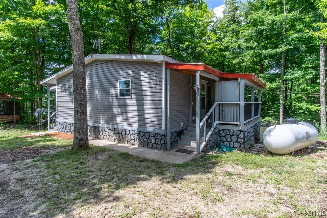 8750 North Shore Road, Diana, New York 13648, Diana, New York 13648, 3 Bedrooms Bedrooms, 6 Rooms Rooms,2 BathroomsBathrooms,Residential,For Sale,8750 North Shore Road, Diana, New York 13648,S1553486