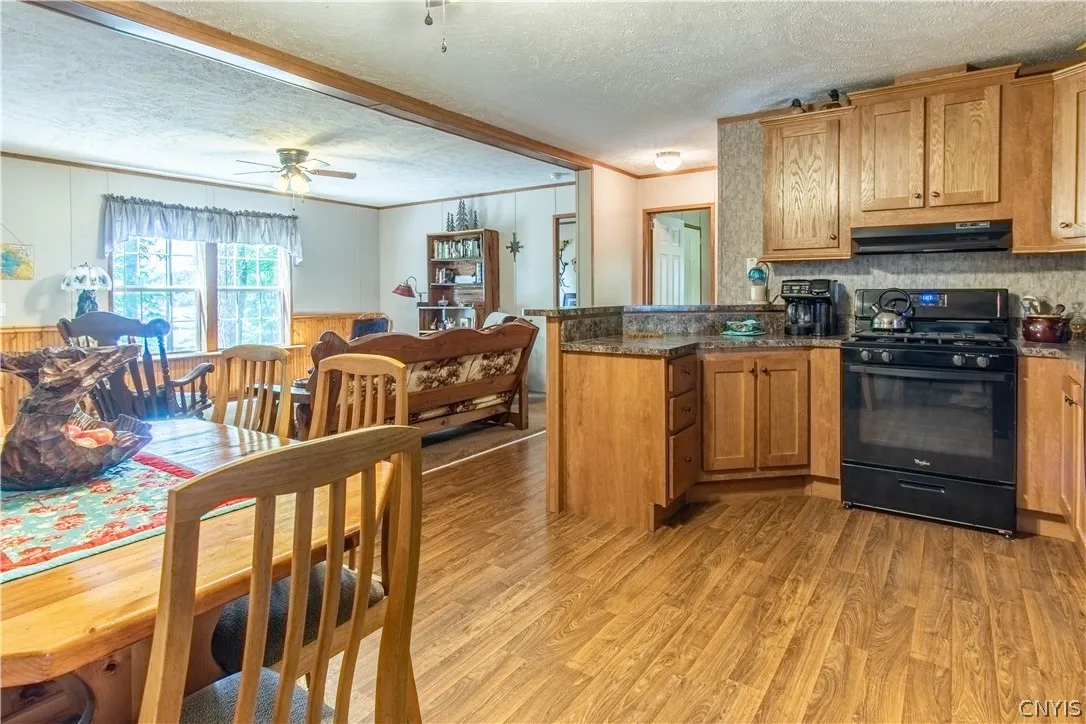 8750 North Shore Road, Diana, New York 13648, Diana, New York 13648, 3 Bedrooms Bedrooms, 6 Rooms Rooms,2 BathroomsBathrooms,Residential,For Sale,8750 North Shore Road, Diana, New York 13648,S1553486