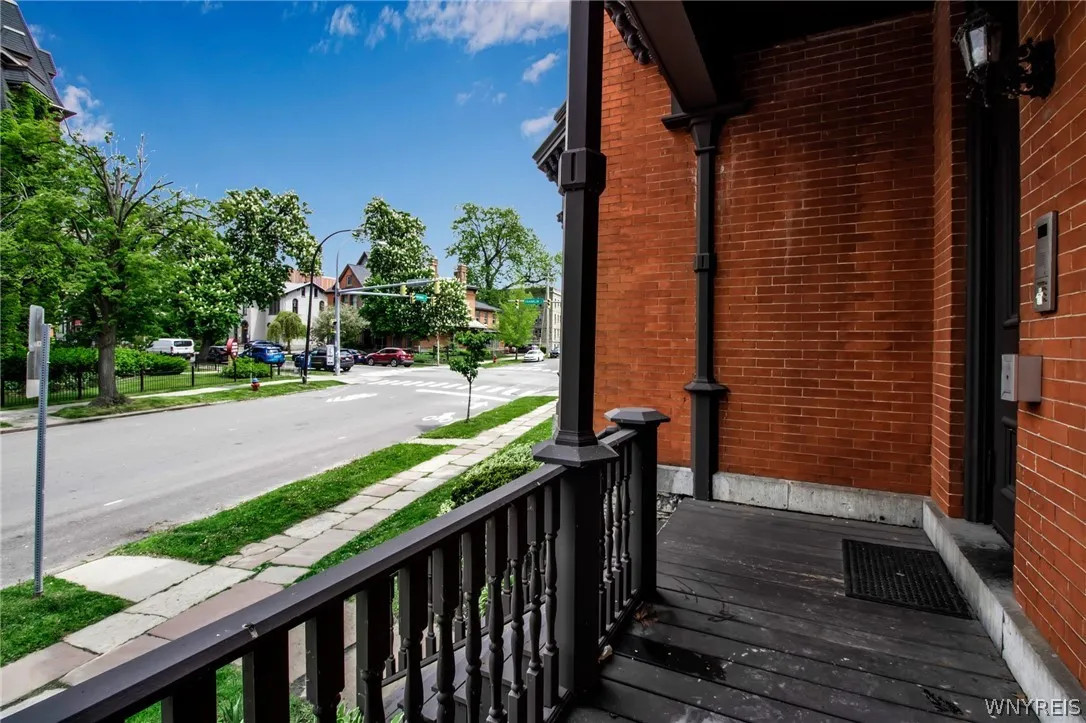 414 Franklin Street, Buffalo, New York 14202, Buffalo, New York 14202, 3 Bedrooms Bedrooms, ,3 BathroomsBathrooms,Residential,Closed,414 Franklin Street, Buffalo, New York 14202,0,B1554797