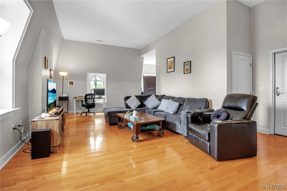 414 Franklin Street, Buffalo, New York 14202, Buffalo, New York 14202, 3 Bedrooms Bedrooms, ,3 BathroomsBathrooms,Residential,Closed,414 Franklin Street, Buffalo, New York 14202,0,B1554797