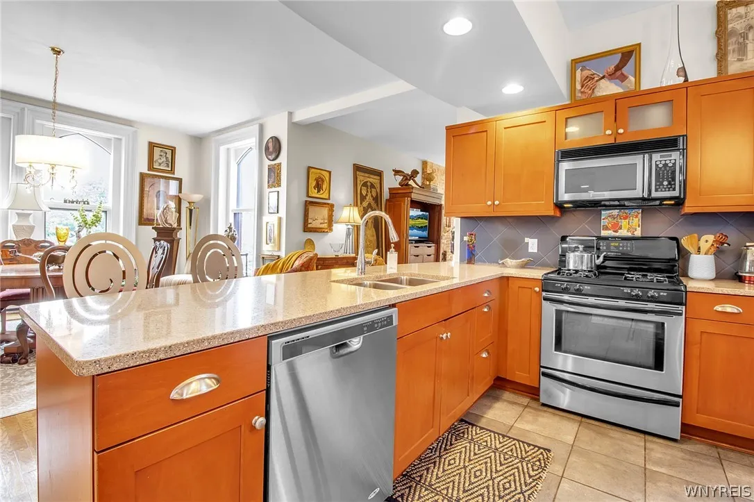 414 Franklin Street, Buffalo, New York 14202, Buffalo, New York 14202, 3 Bedrooms Bedrooms, ,3 BathroomsBathrooms,Residential,Closed,414 Franklin Street, Buffalo, New York 14202,0,B1554797