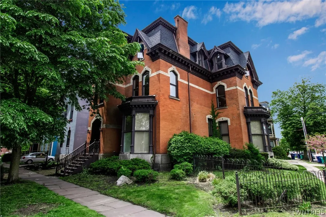 414 Franklin Street, Buffalo, New York 14202, Buffalo, New York 14202, 3 Bedrooms Bedrooms, ,3 BathroomsBathrooms,Residential,Closed,414 Franklin Street, Buffalo, New York 14202,0,B1554797