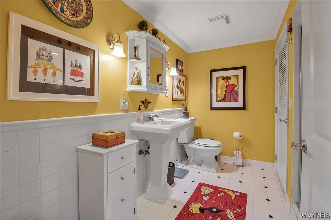 414 Franklin Street, Buffalo, New York 14202, Buffalo, New York 14202, 3 Bedrooms Bedrooms, ,3 BathroomsBathrooms,Residential,Closed,414 Franklin Street, Buffalo, New York 14202,0,B1554797