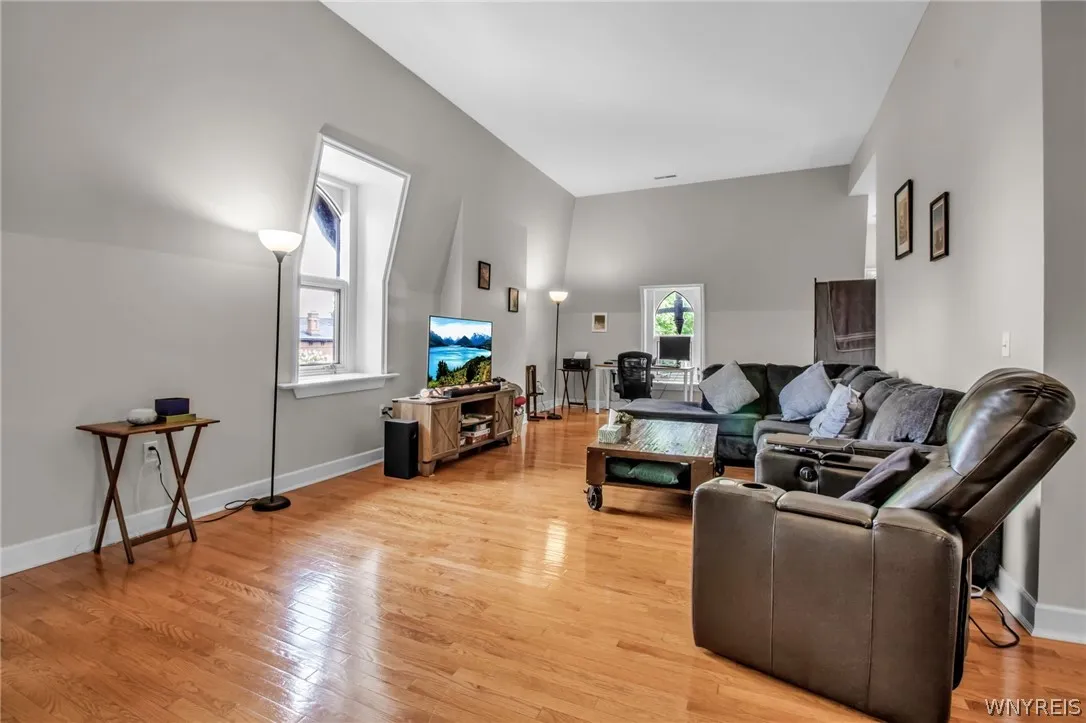 414 Franklin Street, Buffalo, New York 14202, Buffalo, New York 14202, 3 Bedrooms Bedrooms, ,3 BathroomsBathrooms,Residential,Closed,414 Franklin Street, Buffalo, New York 14202,0,B1554797