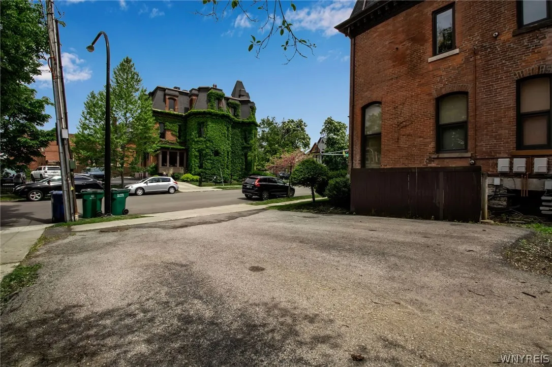 414 Franklin Street, Buffalo, New York 14202, Buffalo, New York 14202, 3 Bedrooms Bedrooms, ,3 BathroomsBathrooms,Residential,Closed,414 Franklin Street, Buffalo, New York 14202,0,B1554797