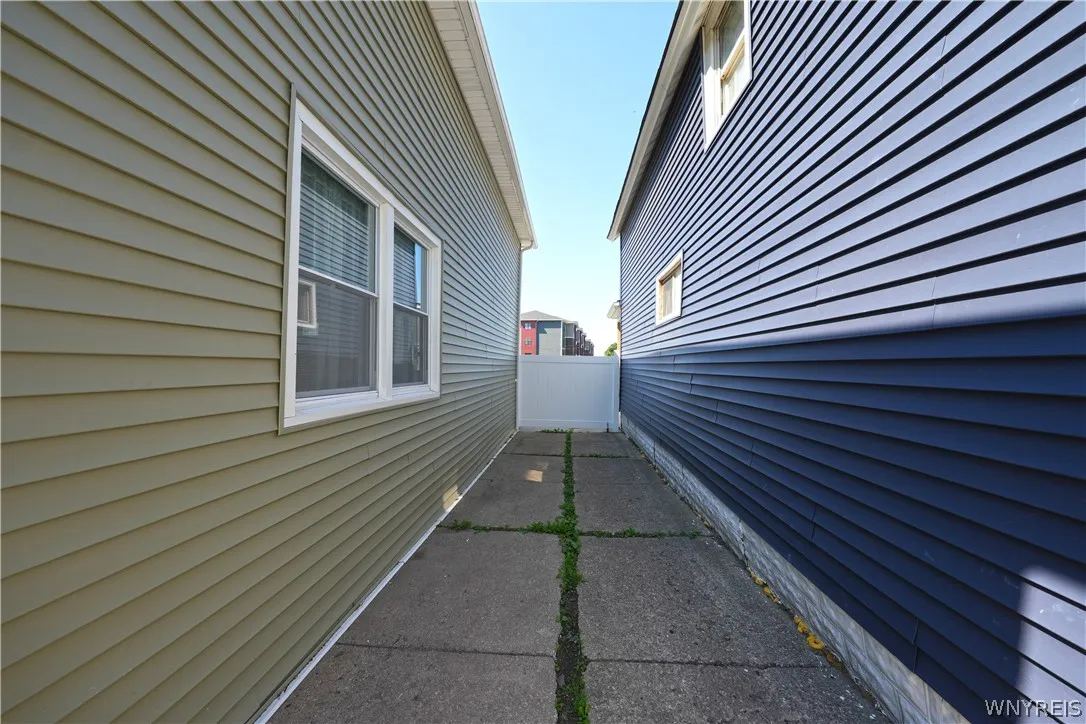 151 Forest Avenue, Buffalo, New York 14213, Buffalo, New York 14213, 4 Bedrooms Bedrooms, 7 Rooms Rooms,2 BathroomsBathrooms,Residential,Closed,151 Forest Avenue, Buffalo, New York 14213,0,B1555002