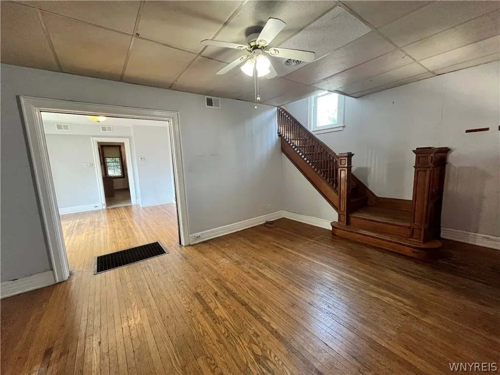 118 Congress Street, Buffalo, New York 14213, Buffalo, New York 14213, 9 Bedrooms Bedrooms, ,3 BathroomsBathrooms,Residential,Closed,118 Congress Street, Buffalo, New York 14213,0,B1555061