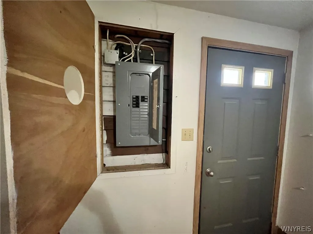 118 Congress Street, Buffalo, New York 14213, Buffalo, New York 14213, 9 Bedrooms Bedrooms, ,3 BathroomsBathrooms,Residential,Closed,118 Congress Street, Buffalo, New York 14213,0,B1555061