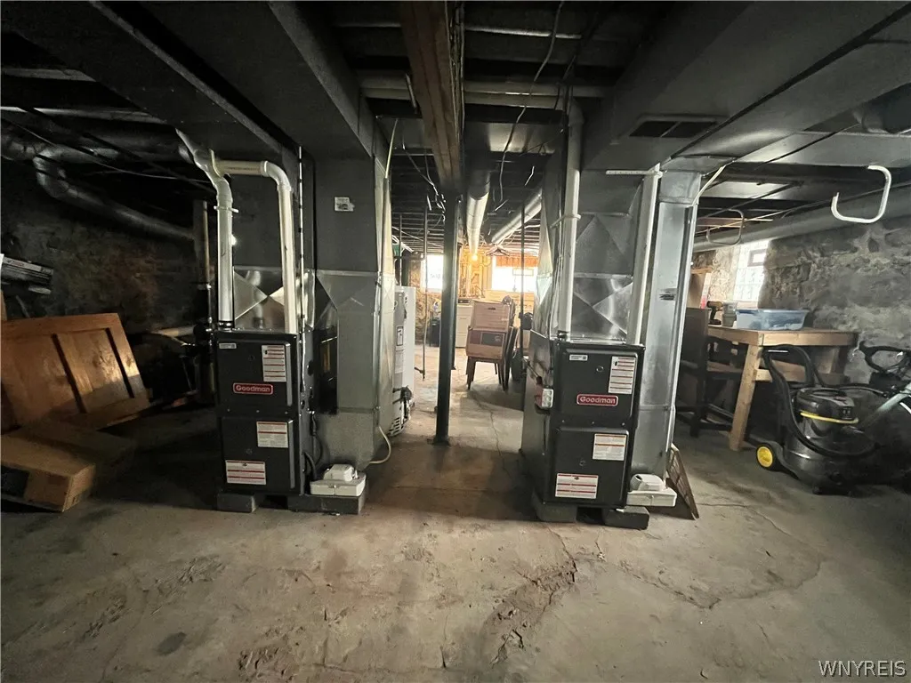 118 Congress Street, Buffalo, New York 14213, Buffalo, New York 14213, 9 Bedrooms Bedrooms, ,3 BathroomsBathrooms,Residential,Closed,118 Congress Street, Buffalo, New York 14213,0,B1555061