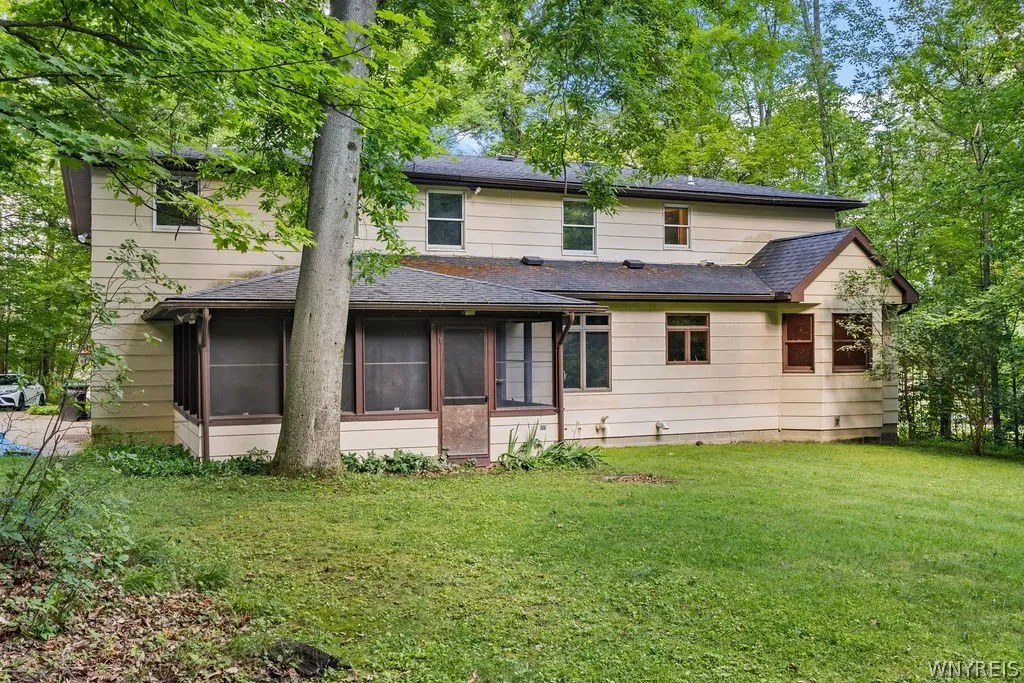 10 Misty Ridge Lane, Orchard Park, New York 14127, Orchard Park, New York 14127, 4 Bedrooms Bedrooms, 10 Rooms Rooms,2 BathroomsBathrooms,Residential,Closed,10 Misty Ridge Lane, Orchard Park, New York 14127,0,B1555112