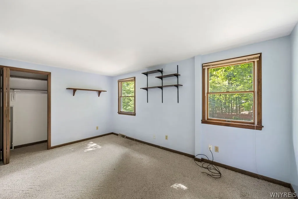 10 Misty Ridge Lane, Orchard Park, New York 14127, Orchard Park, New York 14127, 4 Bedrooms Bedrooms, 10 Rooms Rooms,2 BathroomsBathrooms,Residential,Closed,10 Misty Ridge Lane, Orchard Park, New York 14127,0,B1555112