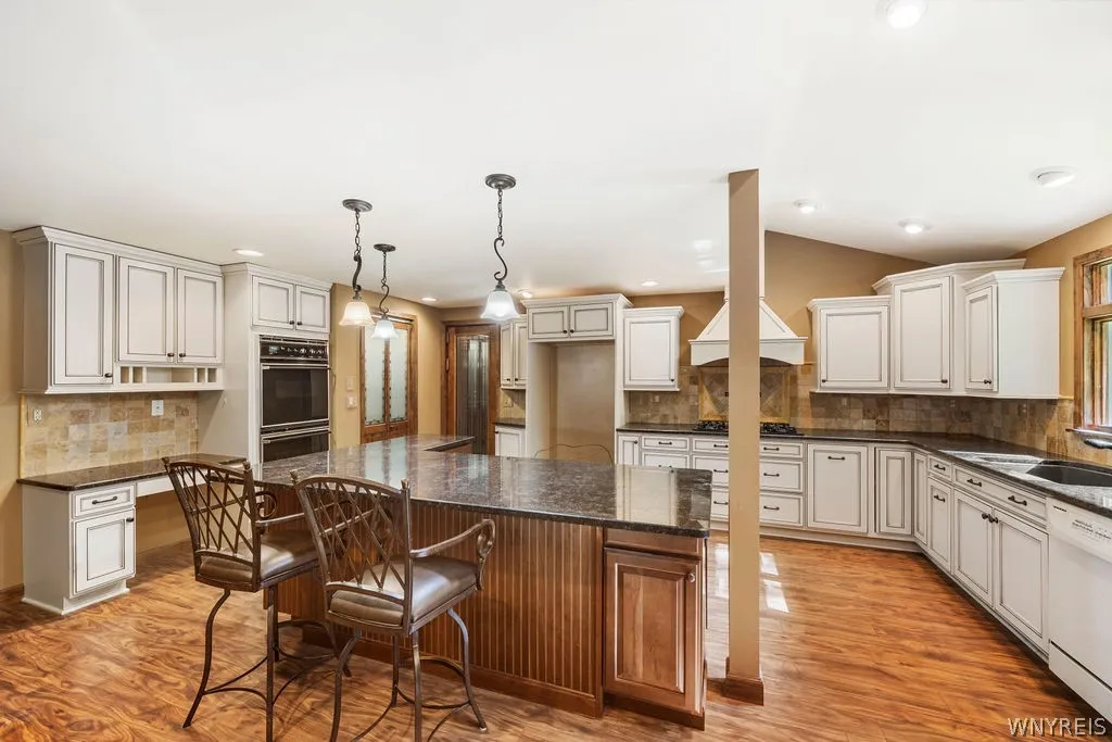 10 Misty Ridge Lane, Orchard Park, New York 14127, Orchard Park, New York 14127, 4 Bedrooms Bedrooms, 10 Rooms Rooms,2 BathroomsBathrooms,Residential,Closed,10 Misty Ridge Lane, Orchard Park, New York 14127,0,B1555112