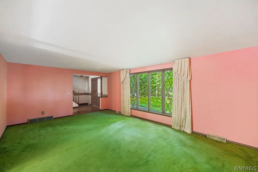 10 Misty Ridge Lane, Orchard Park, New York 14127, Orchard Park, New York 14127, 4 Bedrooms Bedrooms, 10 Rooms Rooms,2 BathroomsBathrooms,Residential,Closed,10 Misty Ridge Lane, Orchard Park, New York 14127,0,B1555112