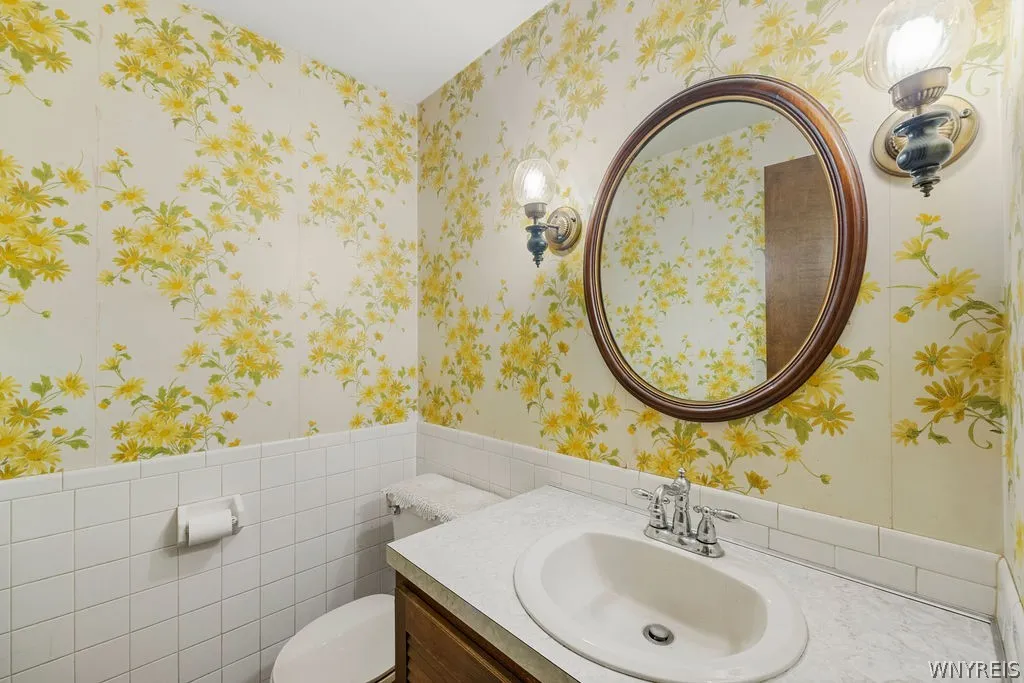 10 Misty Ridge Lane, Orchard Park, New York 14127, Orchard Park, New York 14127, 4 Bedrooms Bedrooms, 10 Rooms Rooms,2 BathroomsBathrooms,Residential,Closed,10 Misty Ridge Lane, Orchard Park, New York 14127,0,B1555112