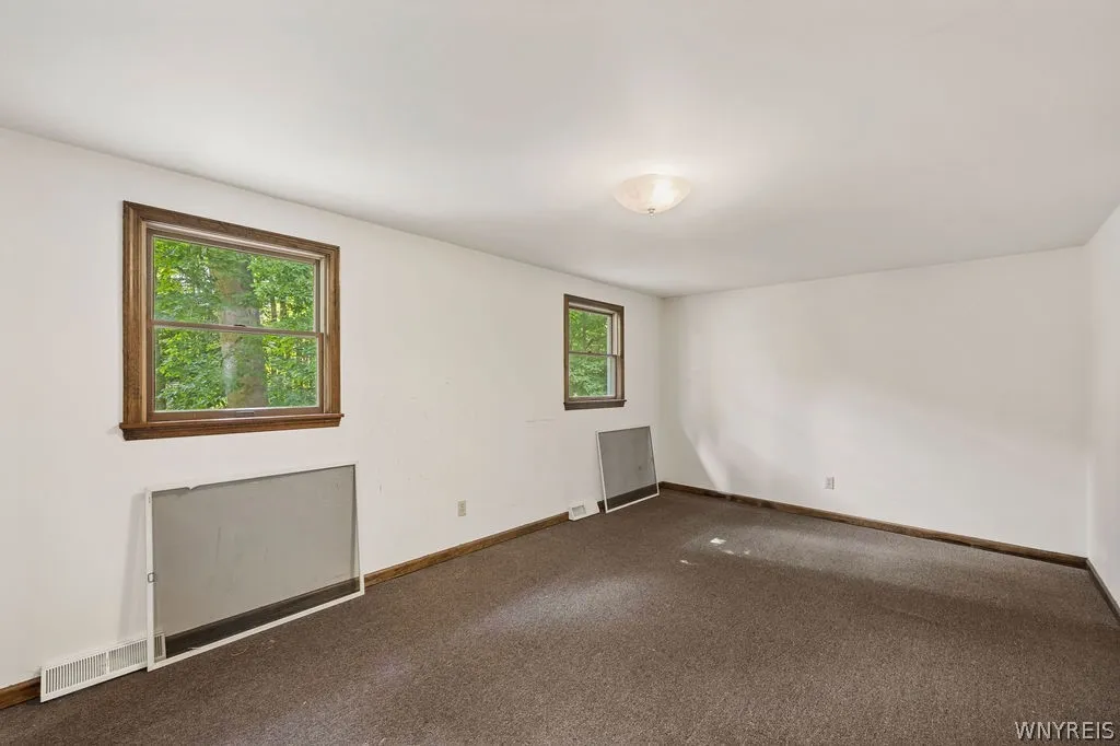 10 Misty Ridge Lane, Orchard Park, New York 14127, Orchard Park, New York 14127, 4 Bedrooms Bedrooms, 10 Rooms Rooms,2 BathroomsBathrooms,Residential,Closed,10 Misty Ridge Lane, Orchard Park, New York 14127,0,B1555112
