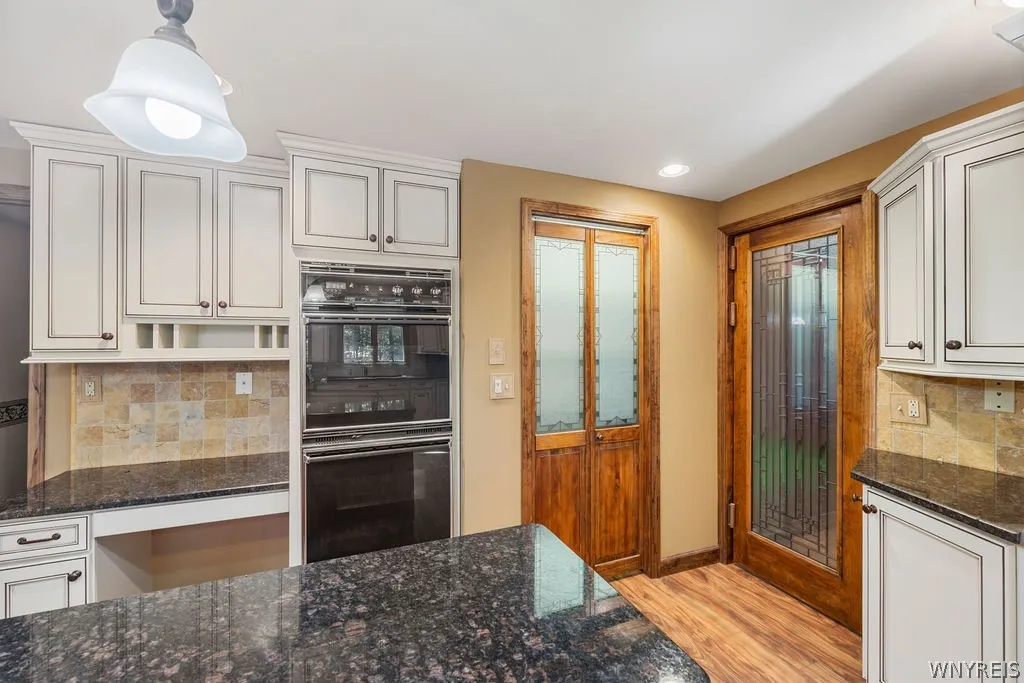 10 Misty Ridge Lane, Orchard Park, New York 14127, Orchard Park, New York 14127, 4 Bedrooms Bedrooms, 10 Rooms Rooms,2 BathroomsBathrooms,Residential,Closed,10 Misty Ridge Lane, Orchard Park, New York 14127,0,B1555112