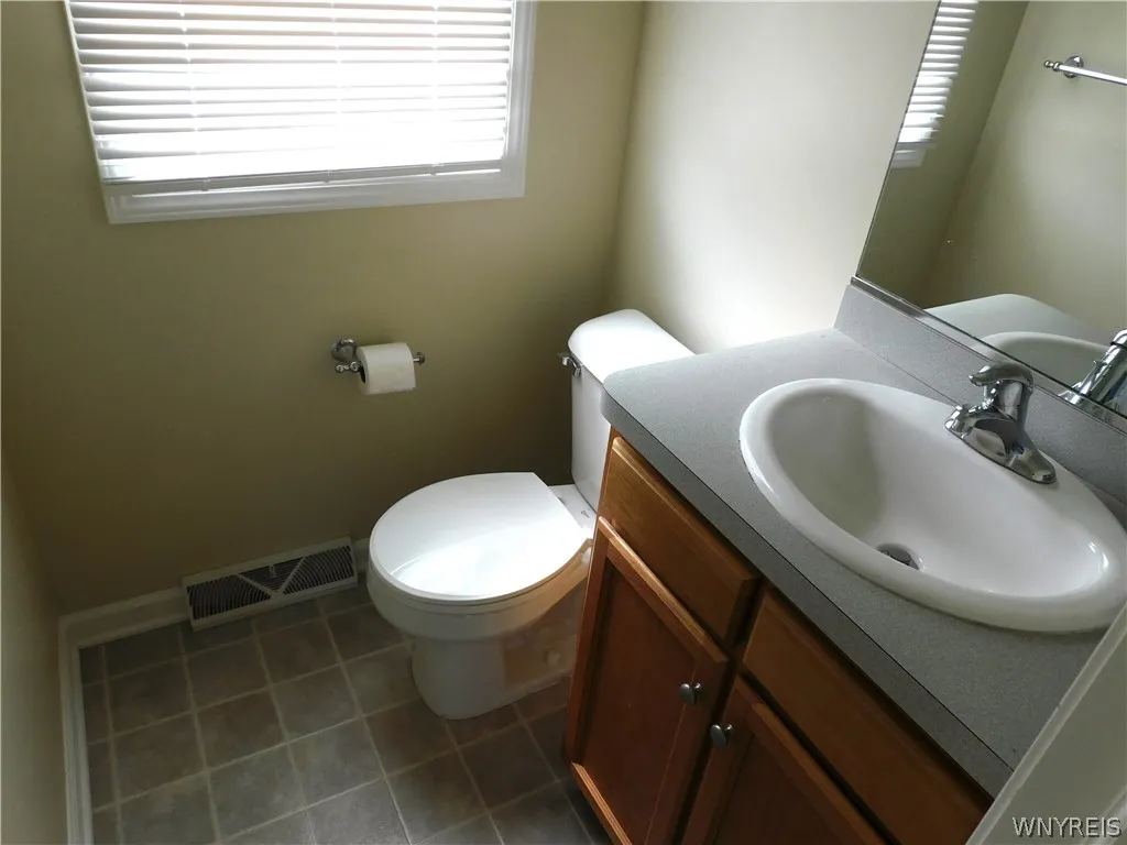 4112 Loring Avenue, Hamburg, New York 14219, Hamburg, New York 14219, 6 Bedrooms Bedrooms, ,2 BathroomsBathrooms,Residential,Closed,4112 Loring Avenue, Hamburg, New York 14219,0,B1555134
