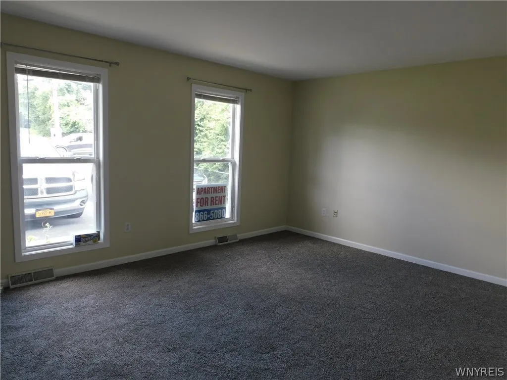4112 Loring Avenue, Hamburg, New York 14219, Hamburg, New York 14219, 6 Bedrooms Bedrooms, ,2 BathroomsBathrooms,Residential,Closed,4112 Loring Avenue, Hamburg, New York 14219,0,B1555134