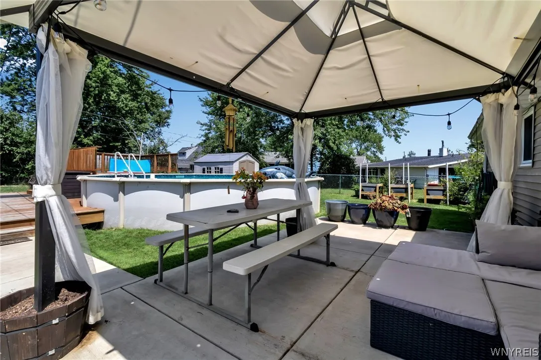 190 Marilyn Drive, Grand Island, New York 14072, Grand Island, New York 14072, 4 Bedrooms Bedrooms, 6 Rooms Rooms,2 BathroomsBathrooms,Residential,Closed,190 Marilyn Drive, Grand Island, New York 14072,0,B1555240