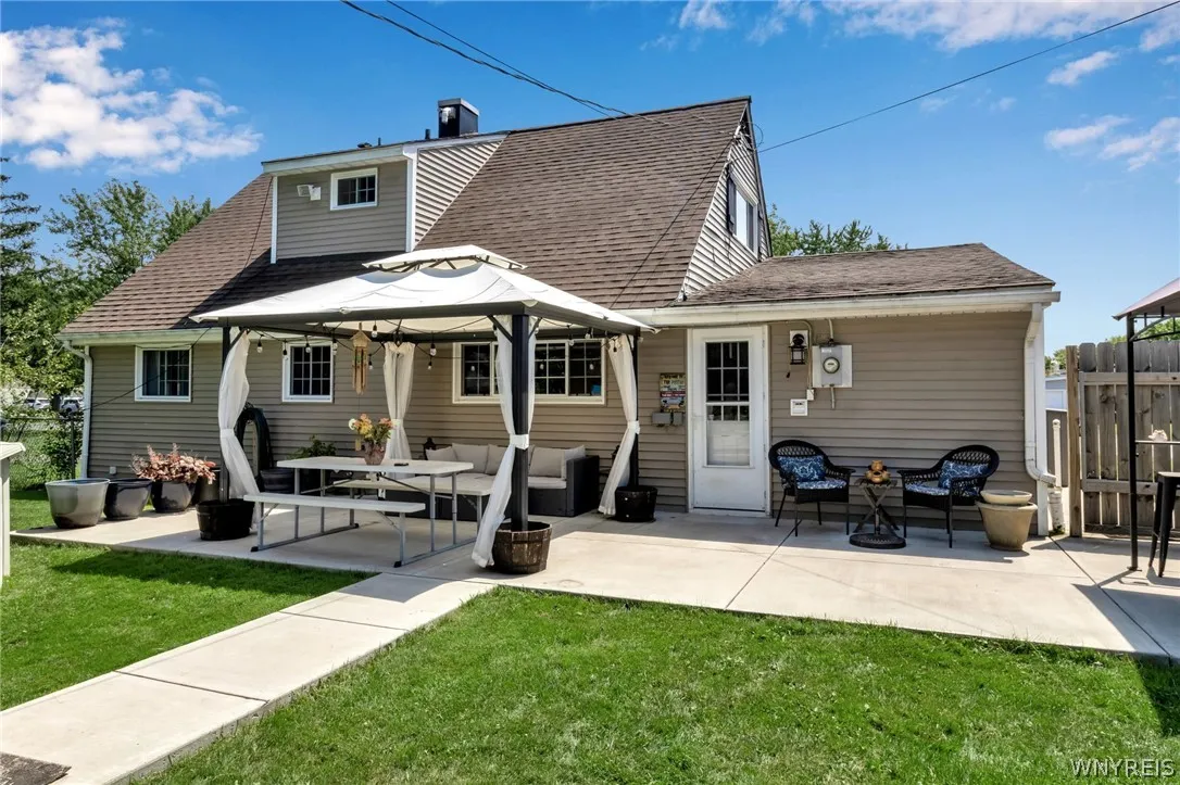 190 Marilyn Drive, Grand Island, New York 14072, Grand Island, New York 14072, 4 Bedrooms Bedrooms, 6 Rooms Rooms,2 BathroomsBathrooms,Residential,Closed,190 Marilyn Drive, Grand Island, New York 14072,0,B1555240